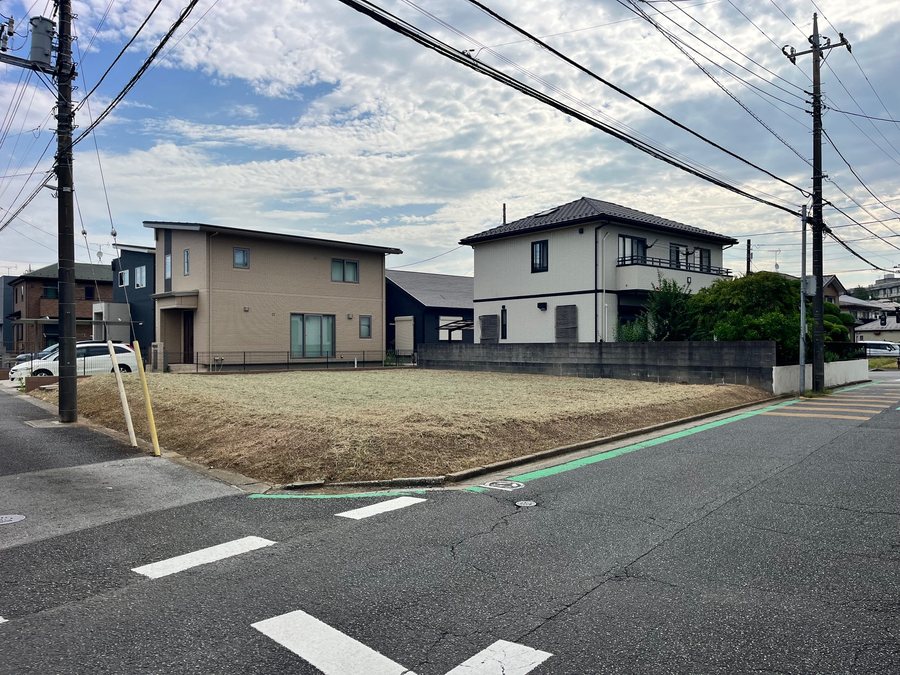 事例3 買取後。草を刈り、整地された空き地